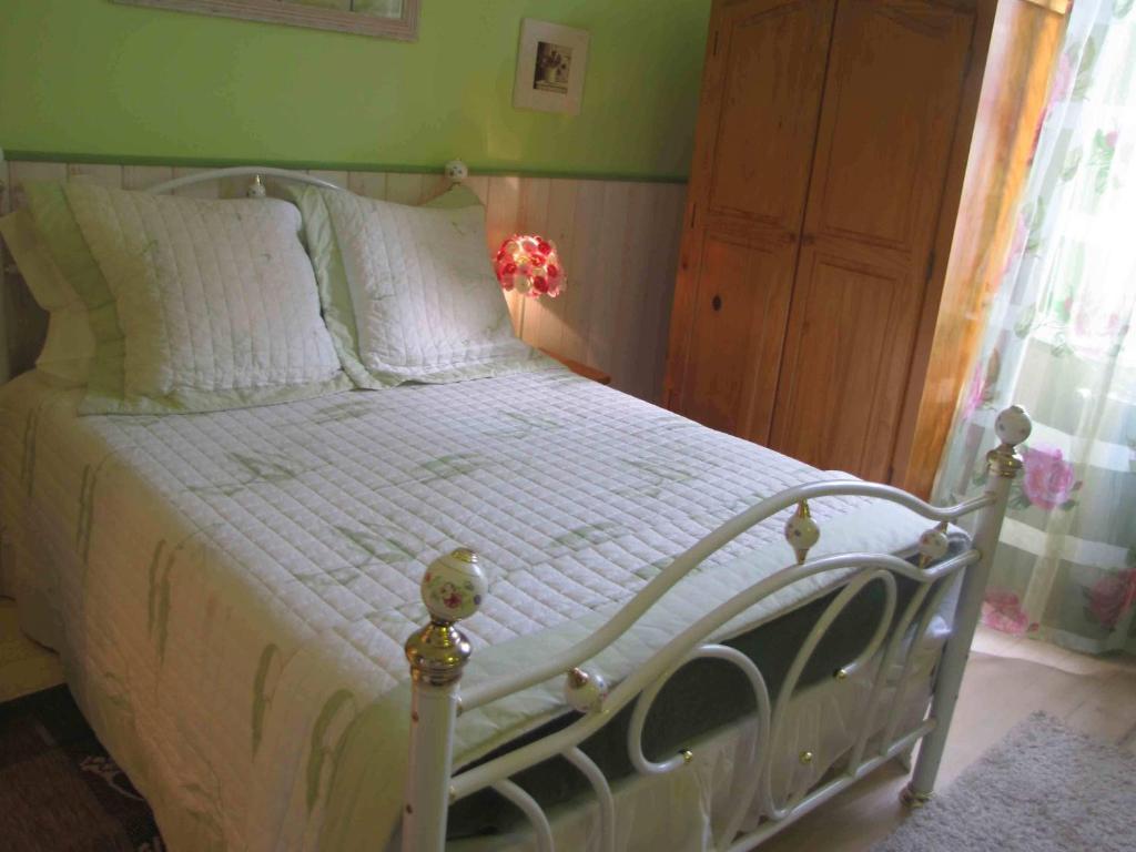 Chambres D'Hotes Les Pensees Douces Auxerre Quarto foto
