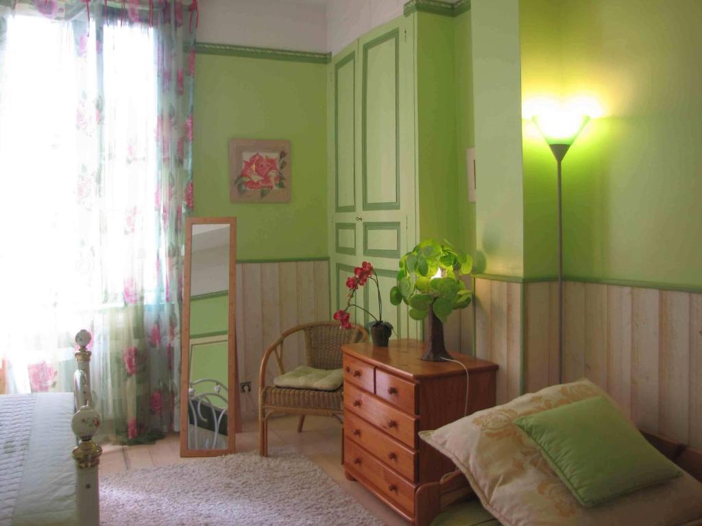 Chambres D'Hotes Les Pensees Douces Auxerre Quarto foto